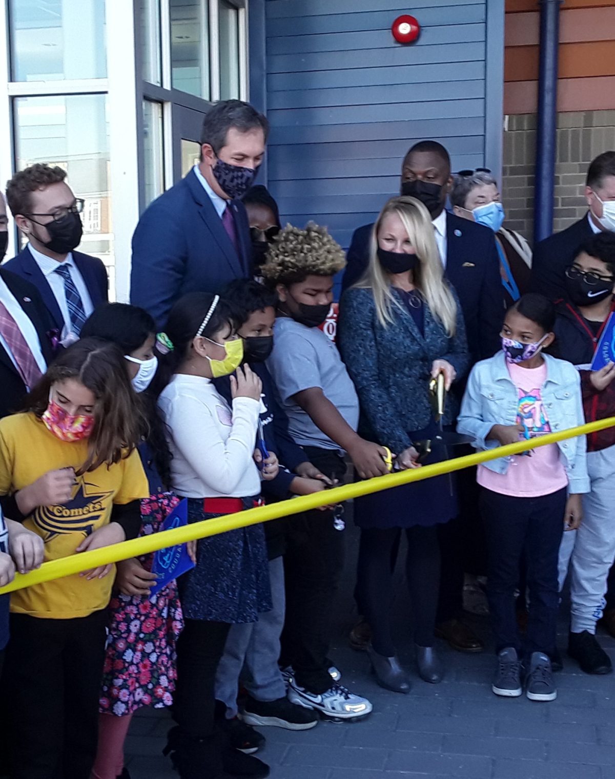Dundalk Community Cuts Ribbon to New Colgate School
