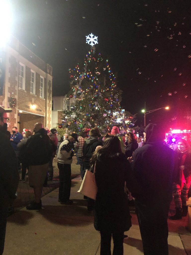 Heritage Society to Hold Essex Tree Lighting